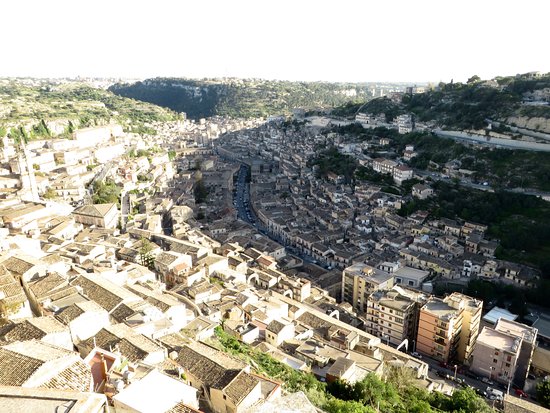 modica citta' del barocco e della tradizione culinaria
