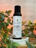 Tonico Detergente Occhi – Bava di Lumaca, Malva & Aloe Vera – 100 ml in a natural pet care setting.