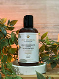 Gel Igienizzante Zampe Senza Risciacquo – Bava di Lumaca, Aloe Vera & Hamamelis – 200 ml in  a natural pet care setting.